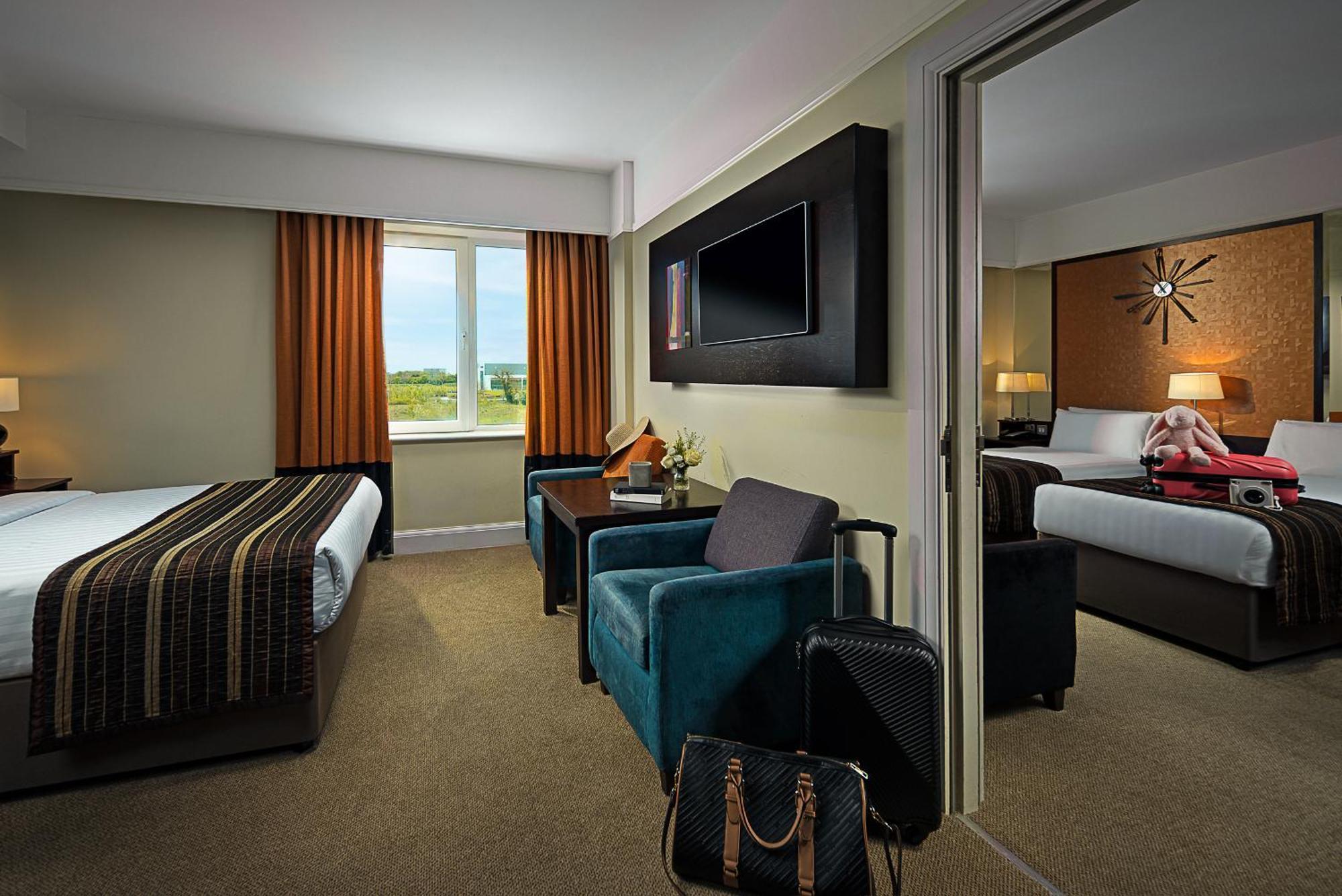 Carlton Hotel Blanchardstown Exteriér fotografie