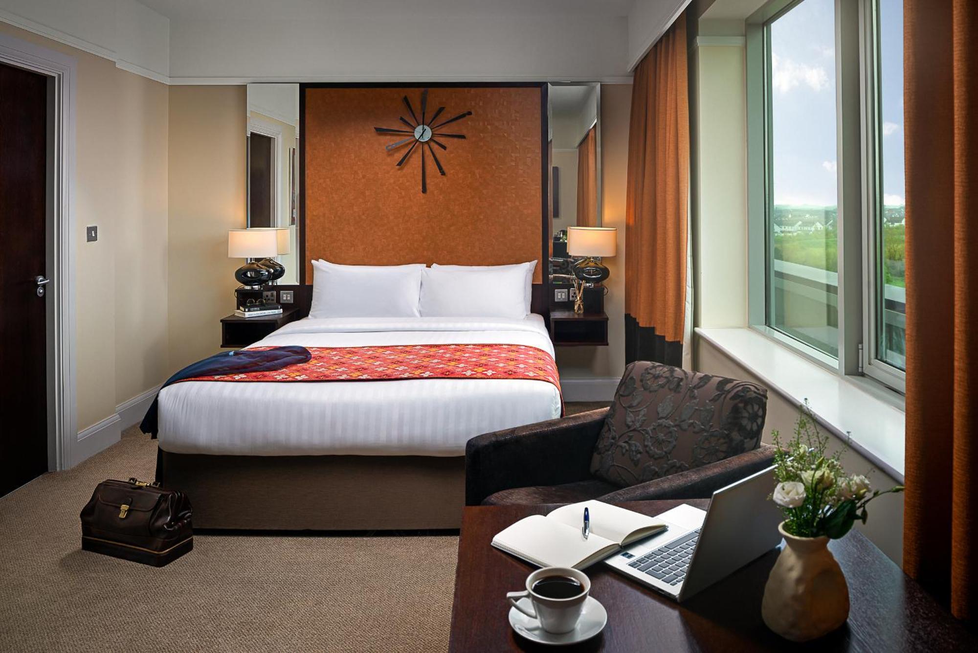Carlton Hotel Blanchardstown Exteriér fotografie